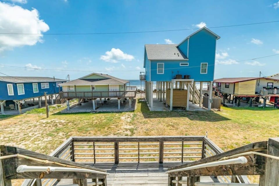 Sailor's Delight - Gleaming Ocean, Huge Sea Deck! House in Alvin