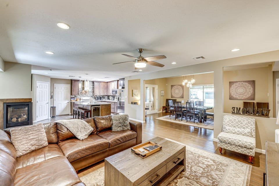 8 Mi to Old Town Scottsdale: Family Home! House in Scottsdale
