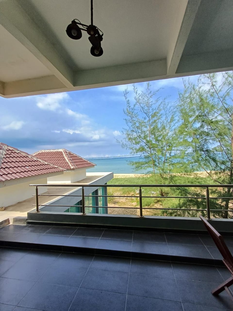 Mengkuang Villa - Family Deluxe Room Bed and Breakfast in Terengganu, Malaysia