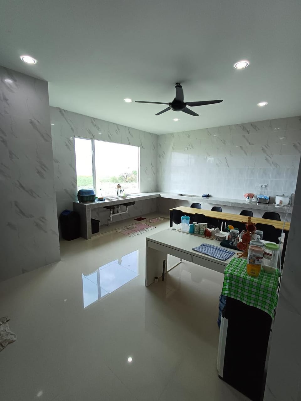 Mengkuang Villa - Family Deluxe Room Bed and Breakfast in Terengganu, Malaysia