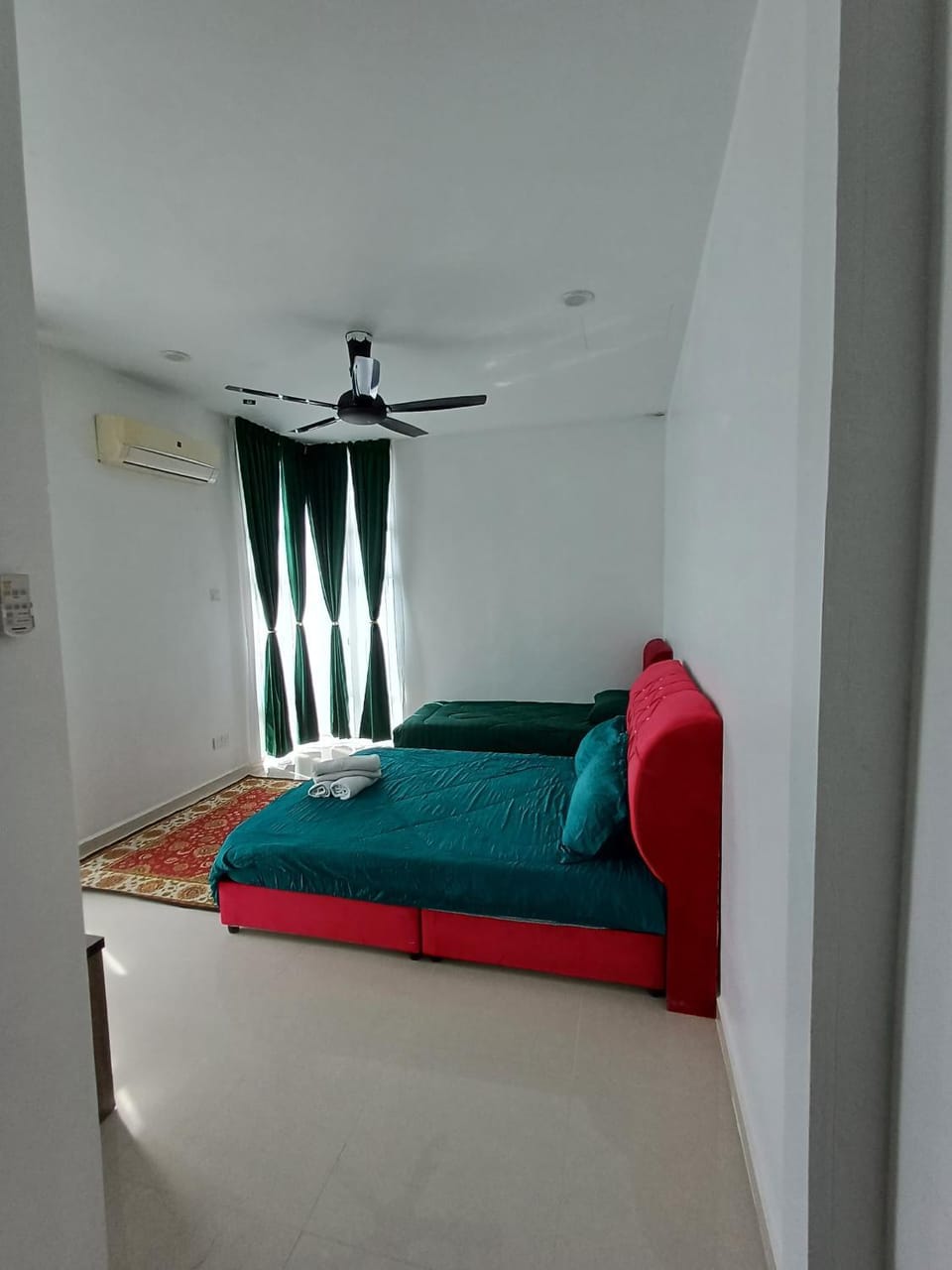 Mengkuang Villa - Deluxe Room Bed and Breakfast in Terengganu, Malaysia