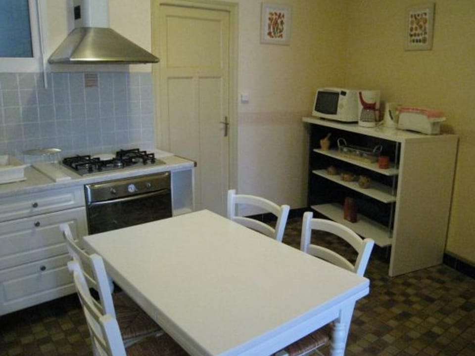 Studio cosy à Nancy, proche centre, wifi inclus - FR-1-584-333 House in Nancy