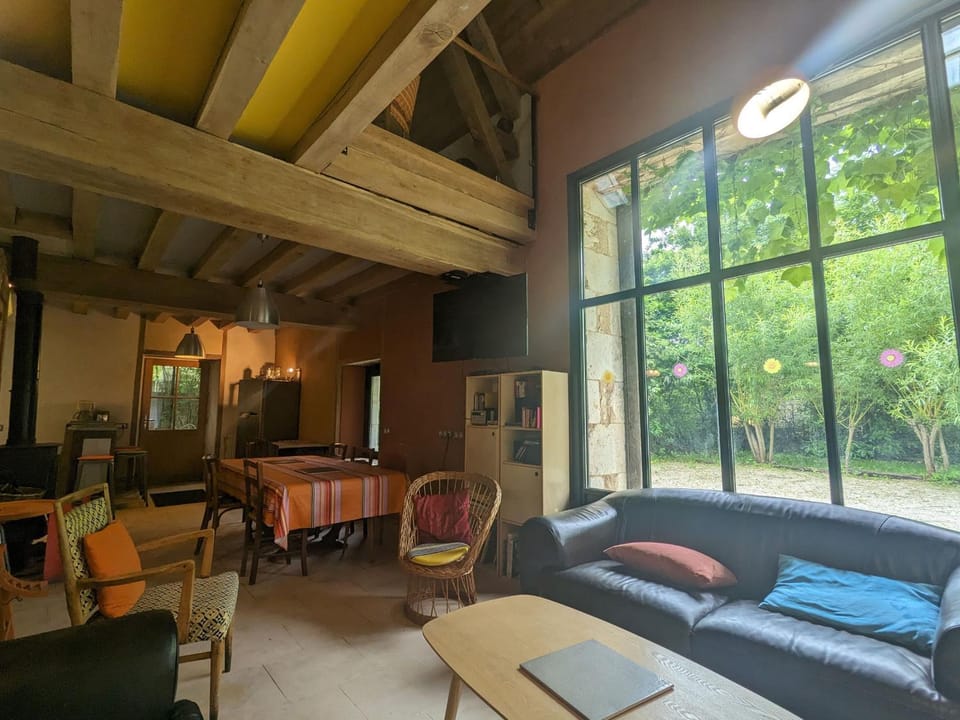 Grange éco-rénovée au cœur de la nature - FR-1-591-633 House in Centre-Val de Loire