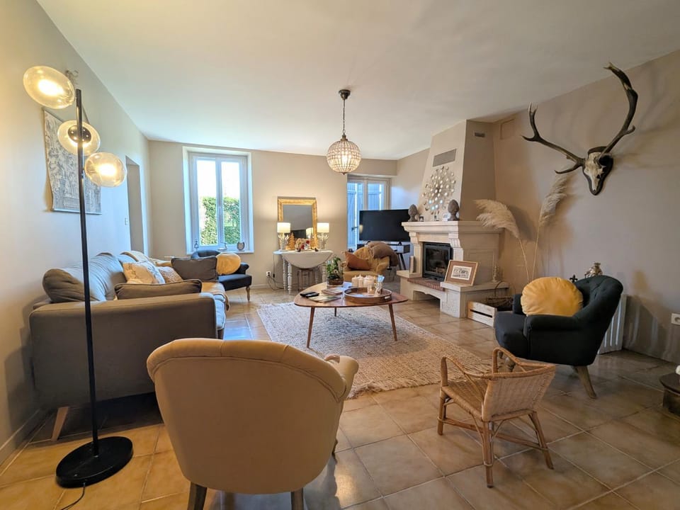 Détente au Moulin: Piscine, Jacuzzi, Animaux Bienvenus - FR-1-591-641 House in Centre-Val de Loire