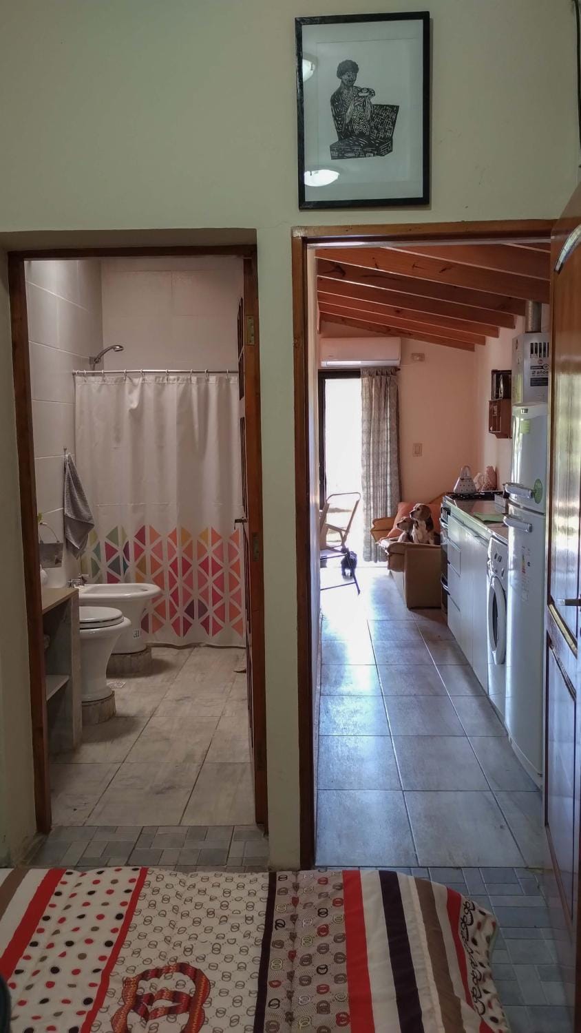 Property building, Bathroom, Kitchen or kitchenette, Breakfast, kitchen