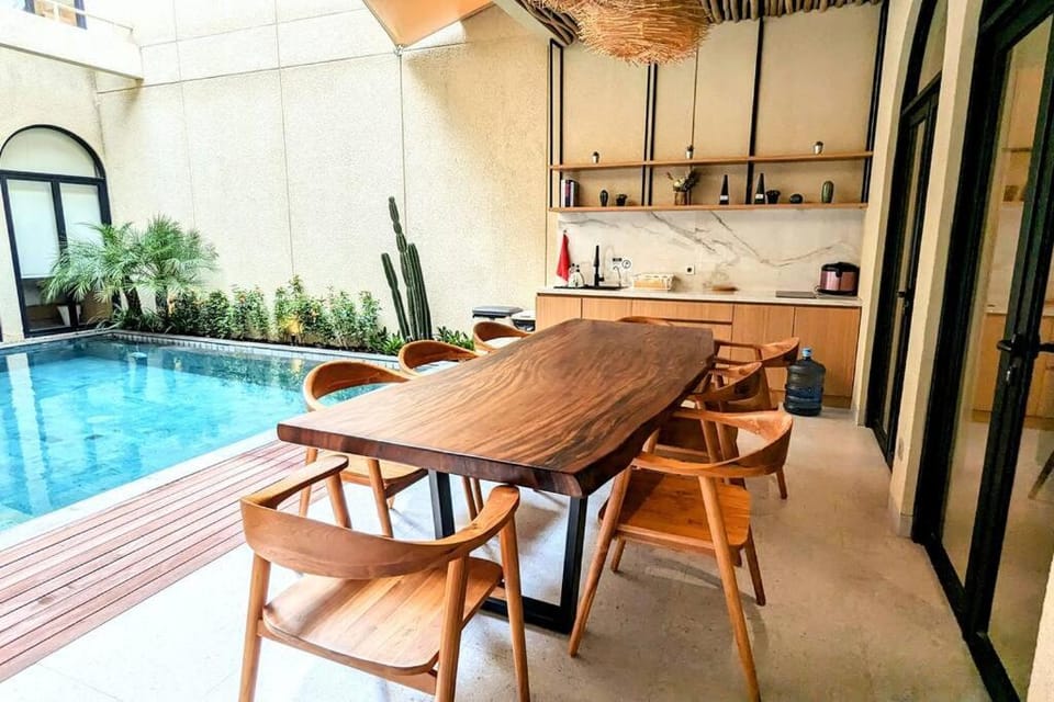 Cottonwood Villa Magnolia B - Jacuzzi Billyard BBQ Villa in Lembang