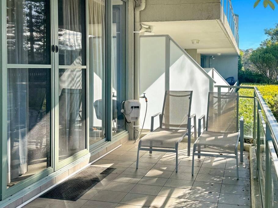 Unit 3 - Avoca Palms Resort Apartment in Cape Three Points Road