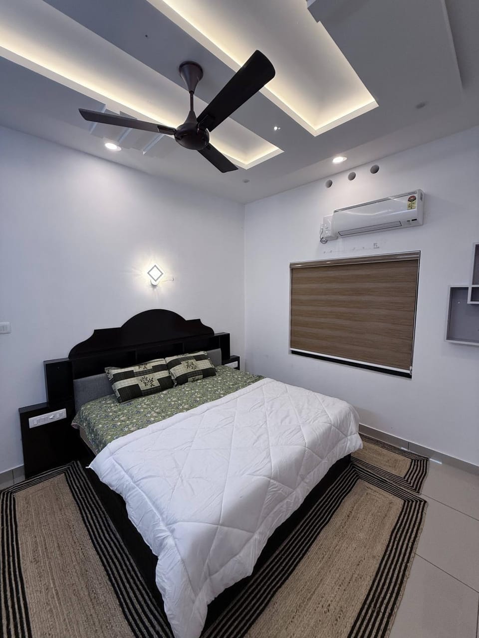 Bed, Bedroom, air conditioner