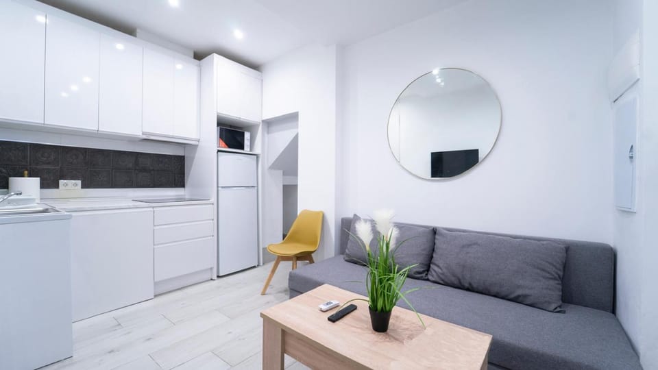 Lovely San Diego center Apartament BD Parking opcional Apartment in Granada