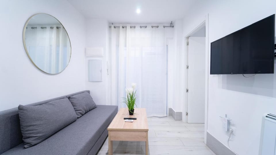 Lovely San Diego center Apartament BD Parking opcional Apartment in Granada