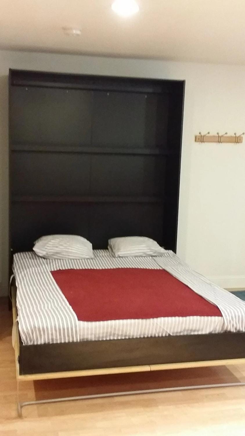 Private nicely decorated studio Bed and Breakfast in Campbell