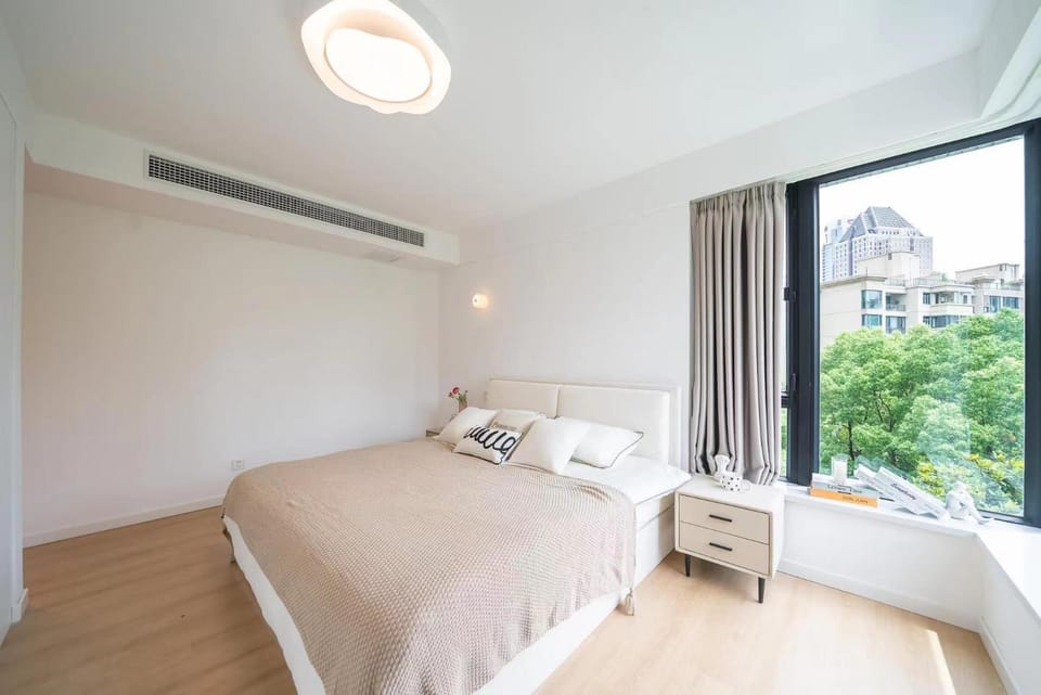 Bed, Bedroom, air conditioner
