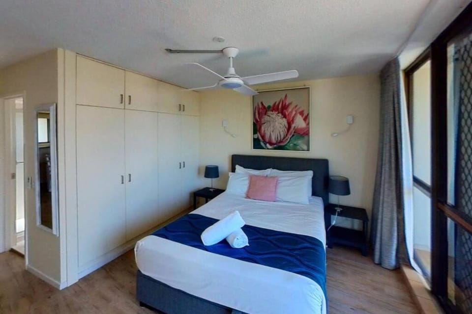 Bedroom, wardrobe