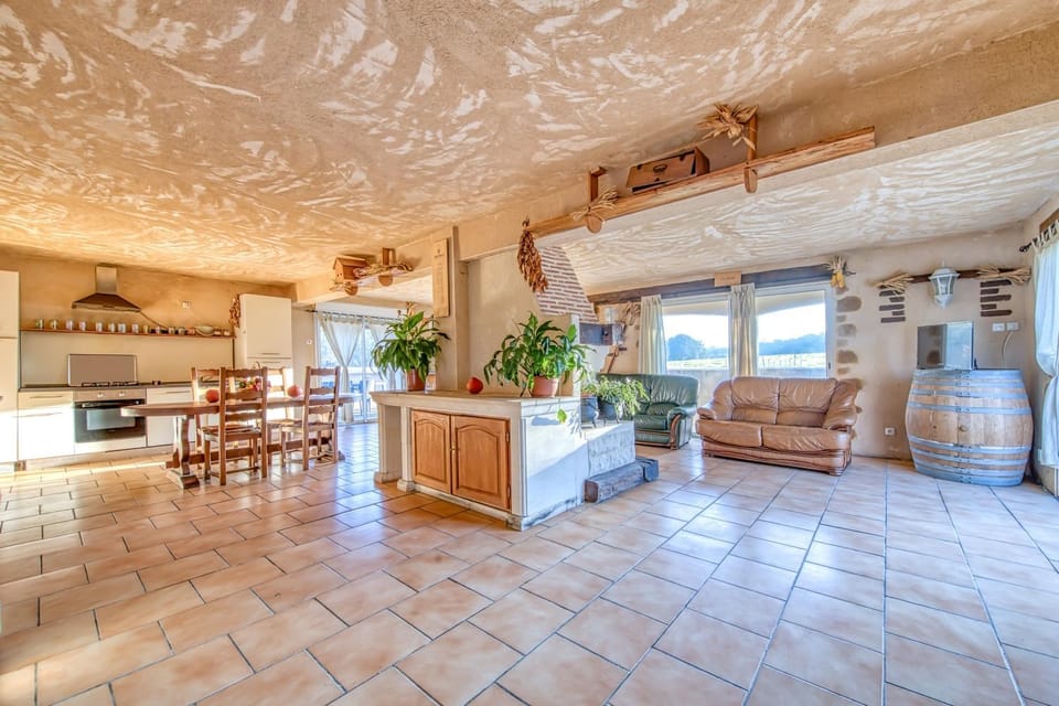 Property building, Living room