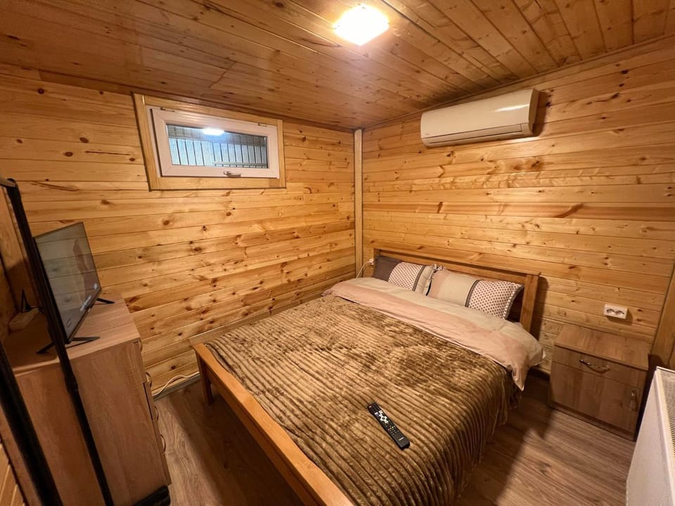 Wooden house Gariba Tbilisi Apartment in Tbilisi, Georgia