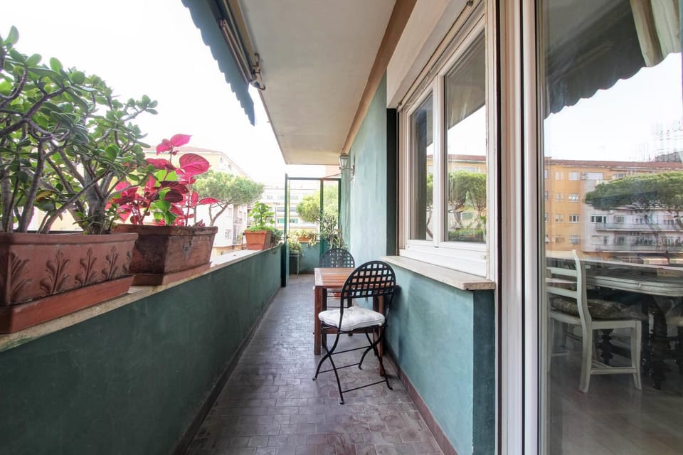 Patio, View (from property/room), Balcony/Terrace