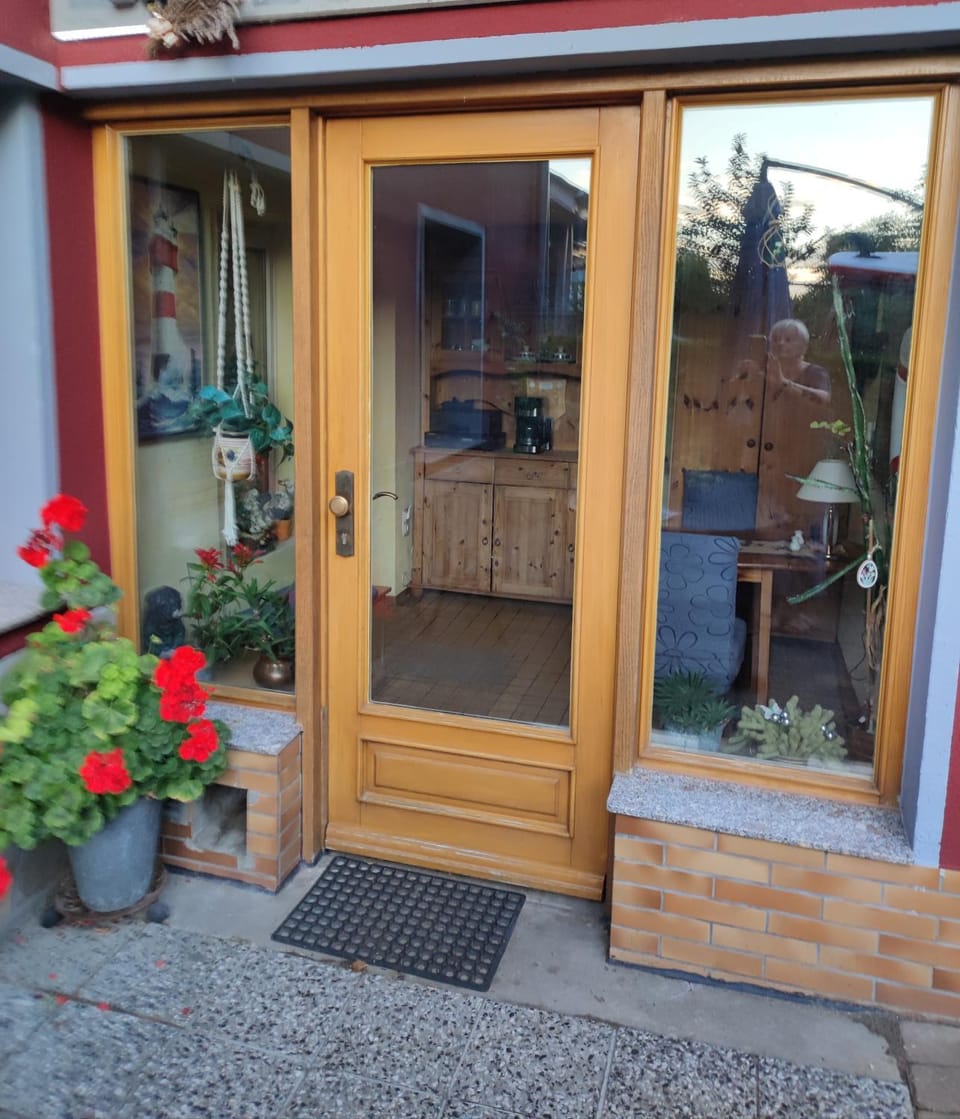 Waldresidenz Ferienwohnung Apartment in Neubrandenburg