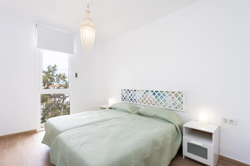 Home2Book Sunlit Apt, Pool & Terrace, Las Américas Apartment in Playa de las Americas
