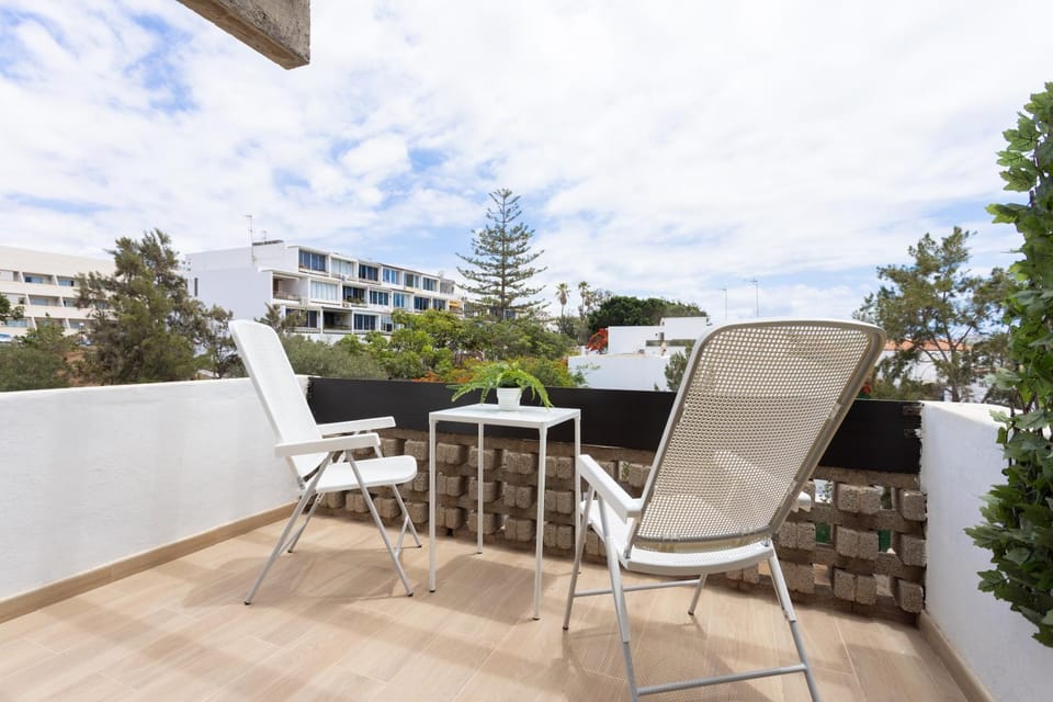 Home2Book Sunlit Apt Terrace, Las Américas Apartment in Playa de las Americas