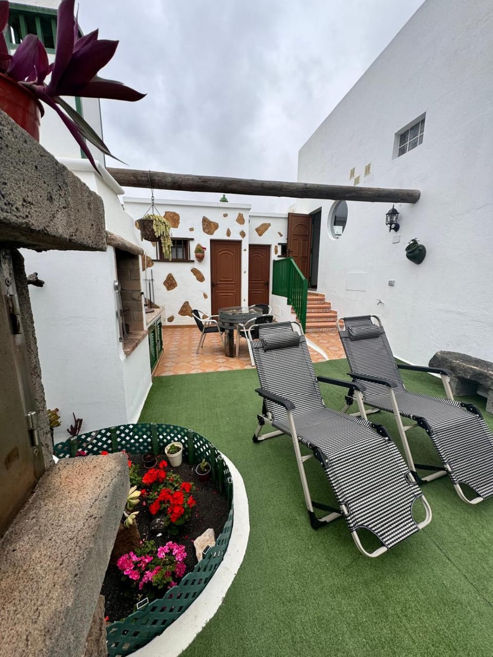Patio, sunbed