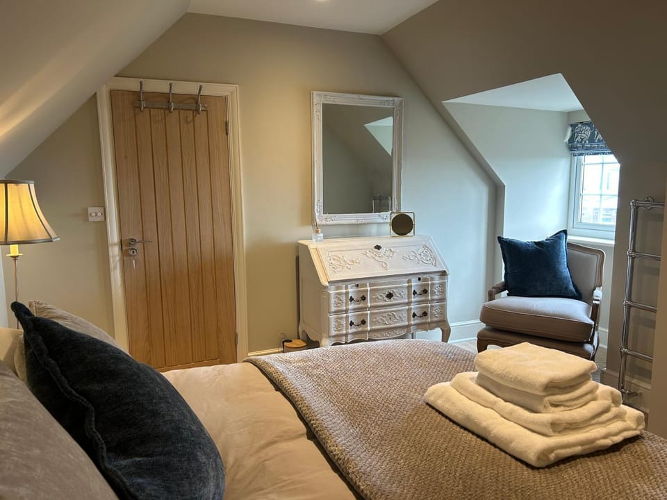 The Loft at Seacroft Bed and Breakfast in West Dorset District