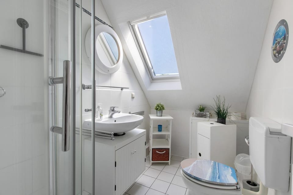 Property building, Bathroom, Living room