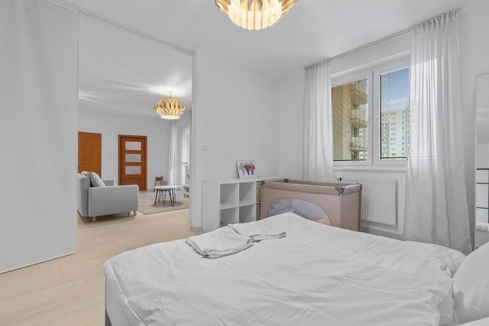 AH Bosakova Elegant Apartment in Bratislava