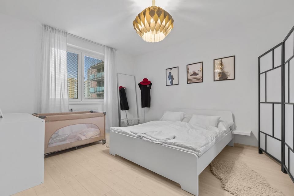 AH Bosakova Elegant Apartment in Bratislava
