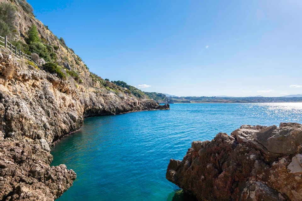 Verosicily Panoramic House with access to the sea Apartment in Sicily