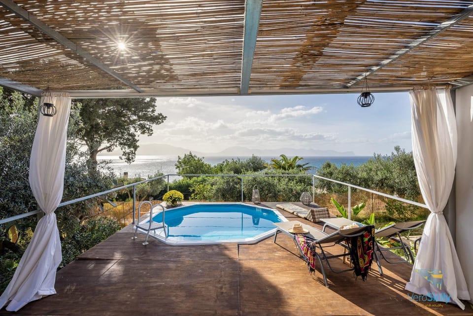 Verosicily Panoramic House with access to the sea Apartment in Sicily