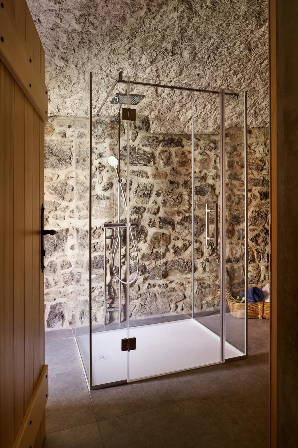 Shower, Sauna