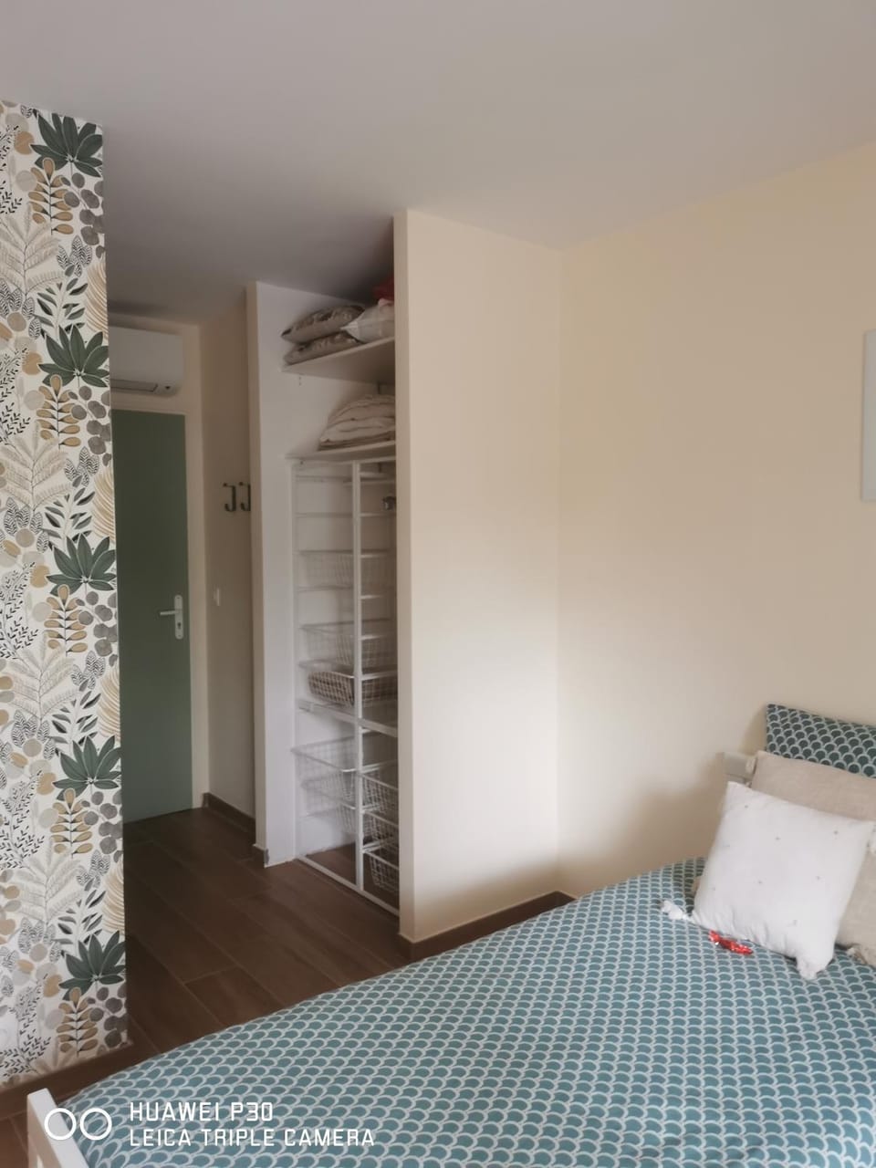 Nîmes les pins studio parking privé extérieur Bed and Breakfast in Nimes