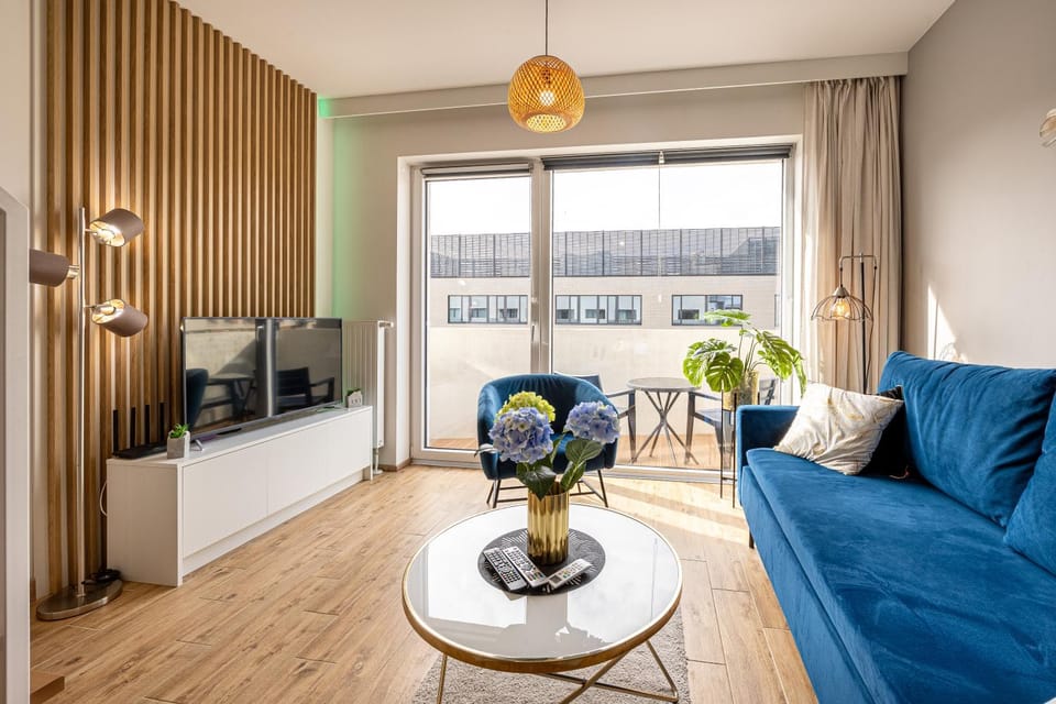 TV and multimedia, Seating area