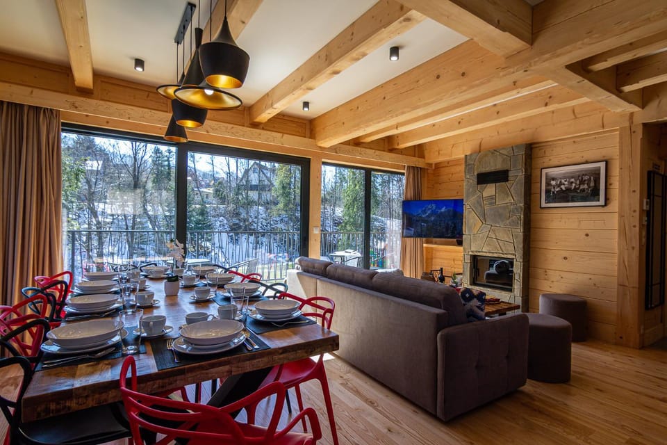 Communal lounge/ TV room, Living room, Seating area, Dining area