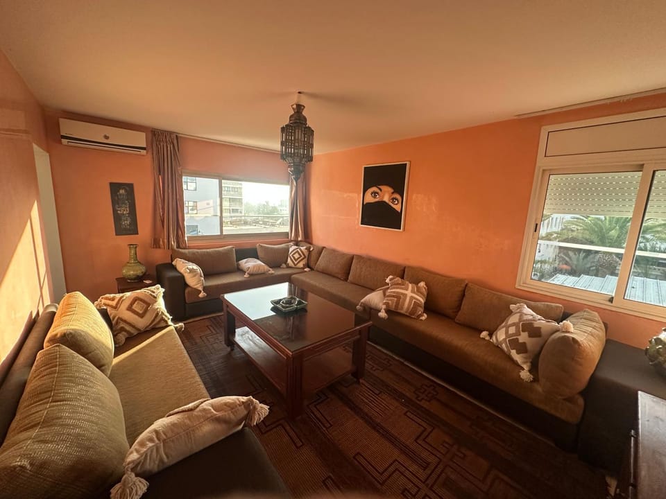 Superbe appartement centre Agadir 10mn à pied plage Apartment in Agadir