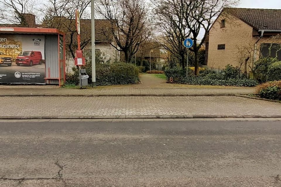 Day, Neighbourhood