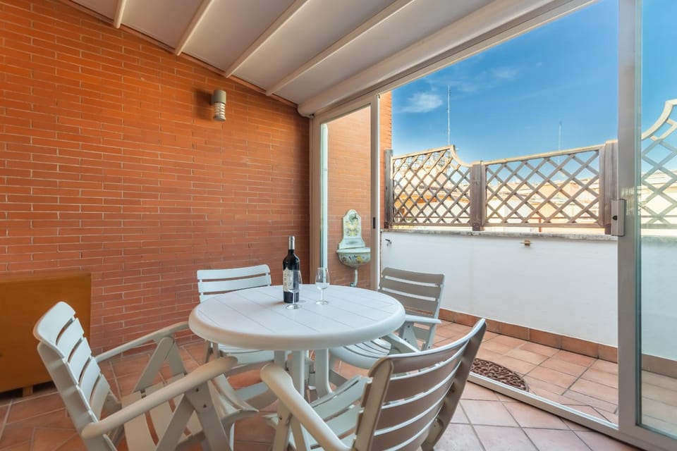 Property building, Balcony/Terrace