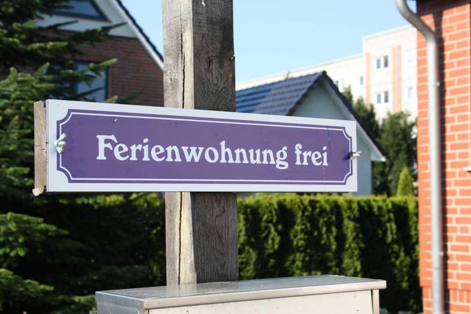 Day, Property logo or sign, Street view