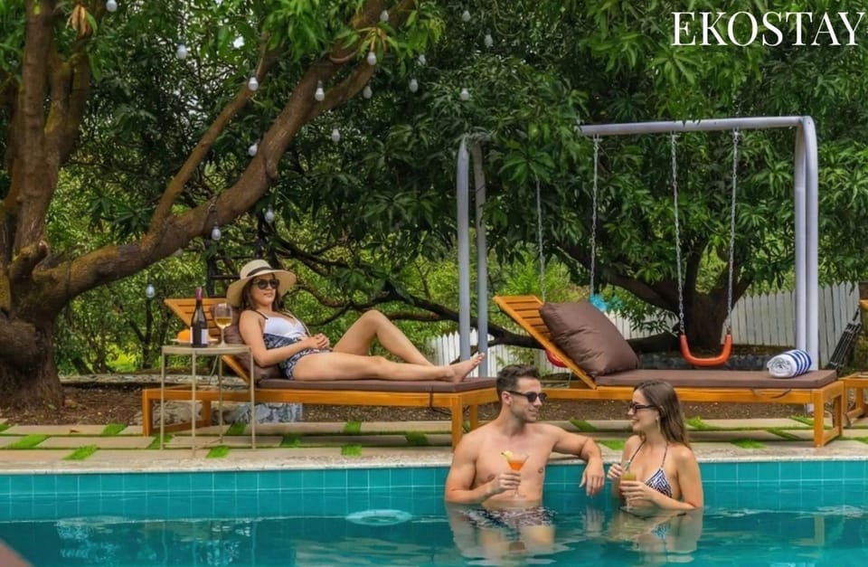 Day, People, Natural landscape, Evening entertainment, Pool view, Swimming pool, group of guests, sunbed