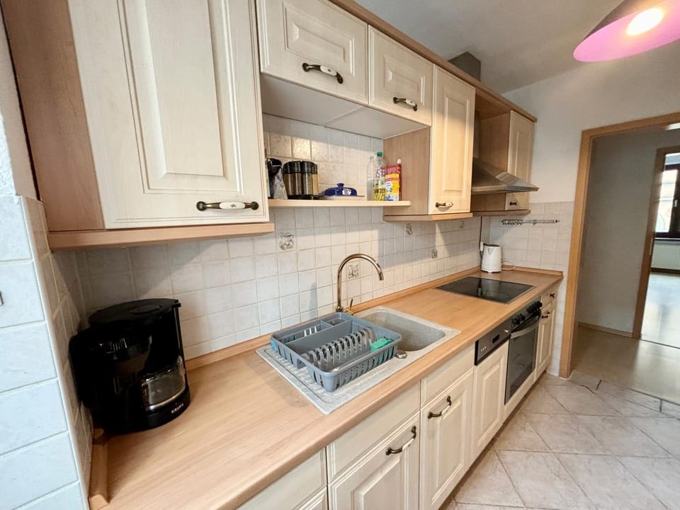 Harmony - Ganzes Appartement 3 Schlafzimmer City Meiningen Apartment in Thuringia, Germany