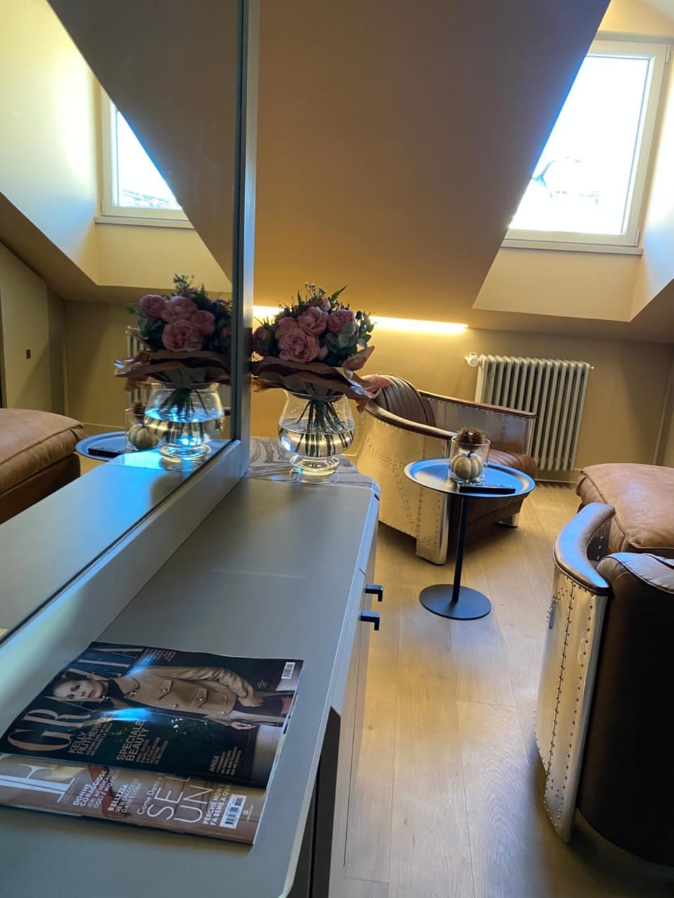 Living room, Seating area