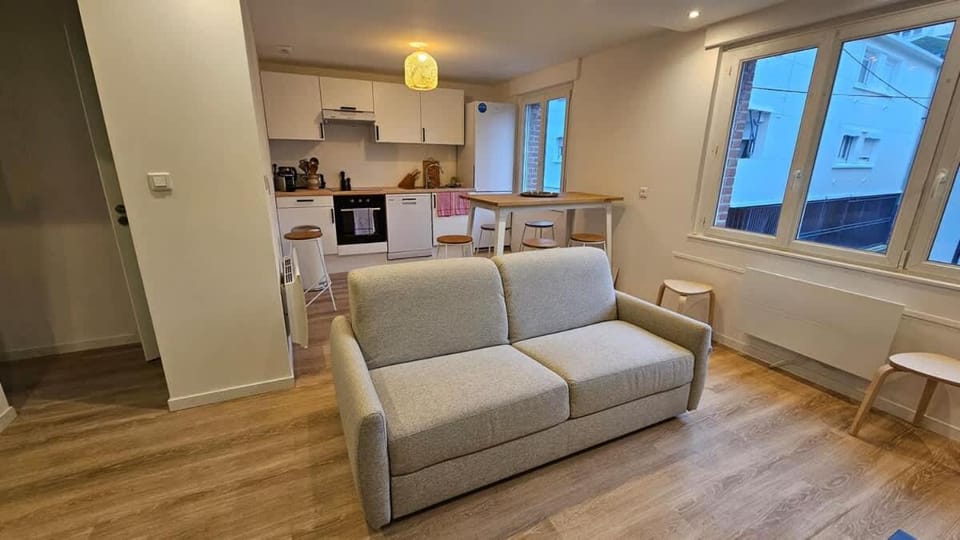 T3 Hyper centre, 2 chambres, Garage Apartment in Arras