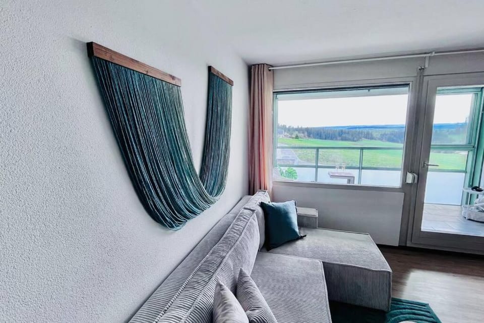 Apartment mit Wintergarten & Grüner Aussicht im Schwarzwald Apartment in Baden-Württemberg