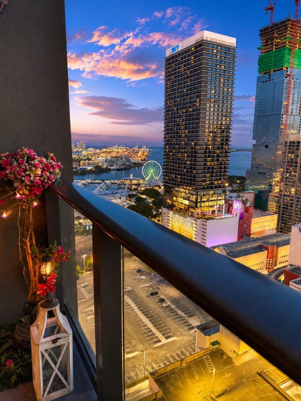 48th Floor Penthouse, Bay & City Views, Resort Pool,Gym,Spa Apartment in Miami