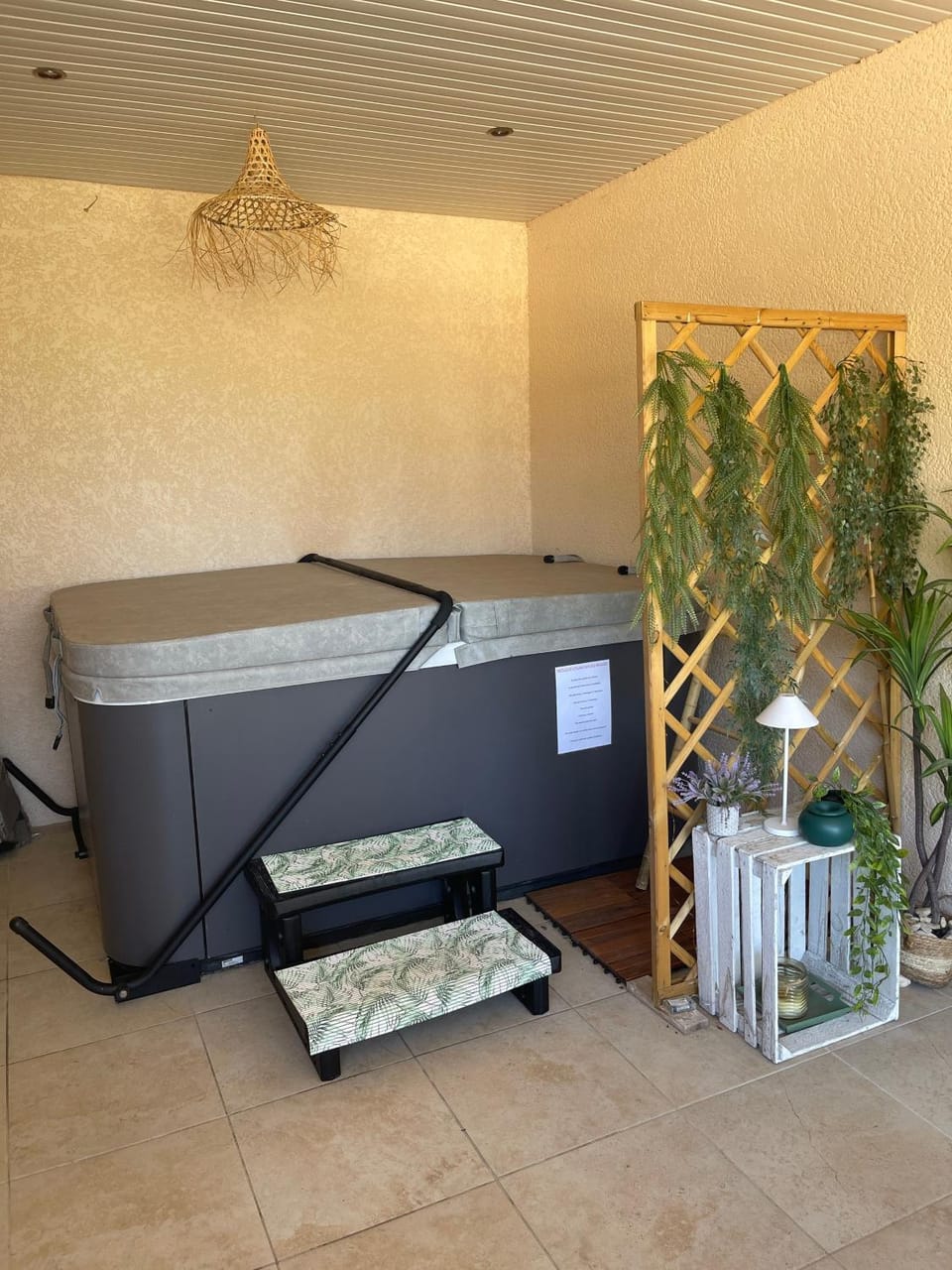 Property building, Living room