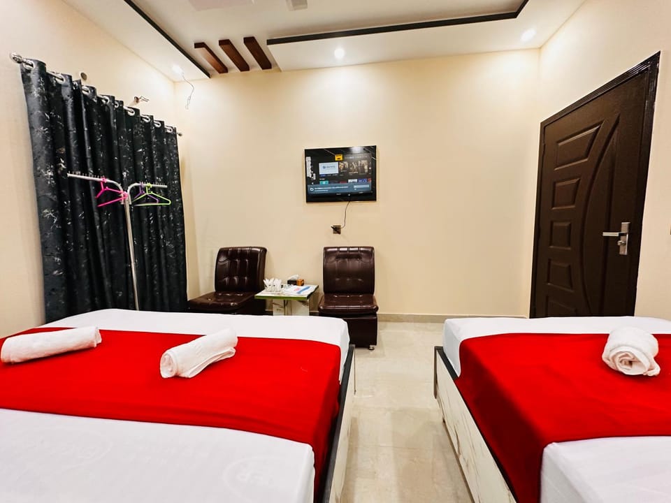 New Like Home Hotel Hotel in Lahore