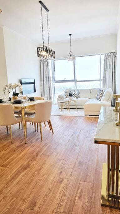 Luxury 2BR Carson Tower B Apt Apartment in Dubai