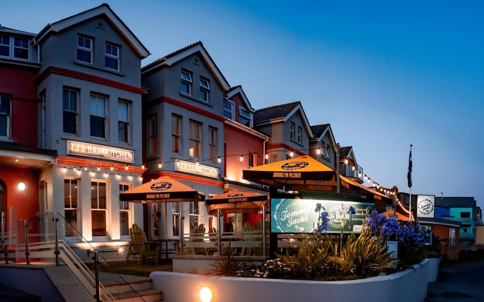 Property building, Night