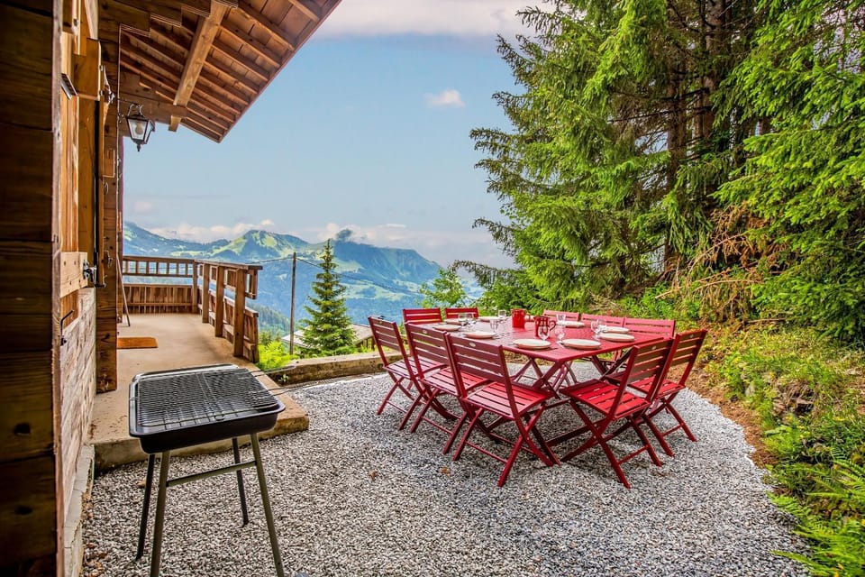 Balcony/Terrace, Dining area, Mountain view
