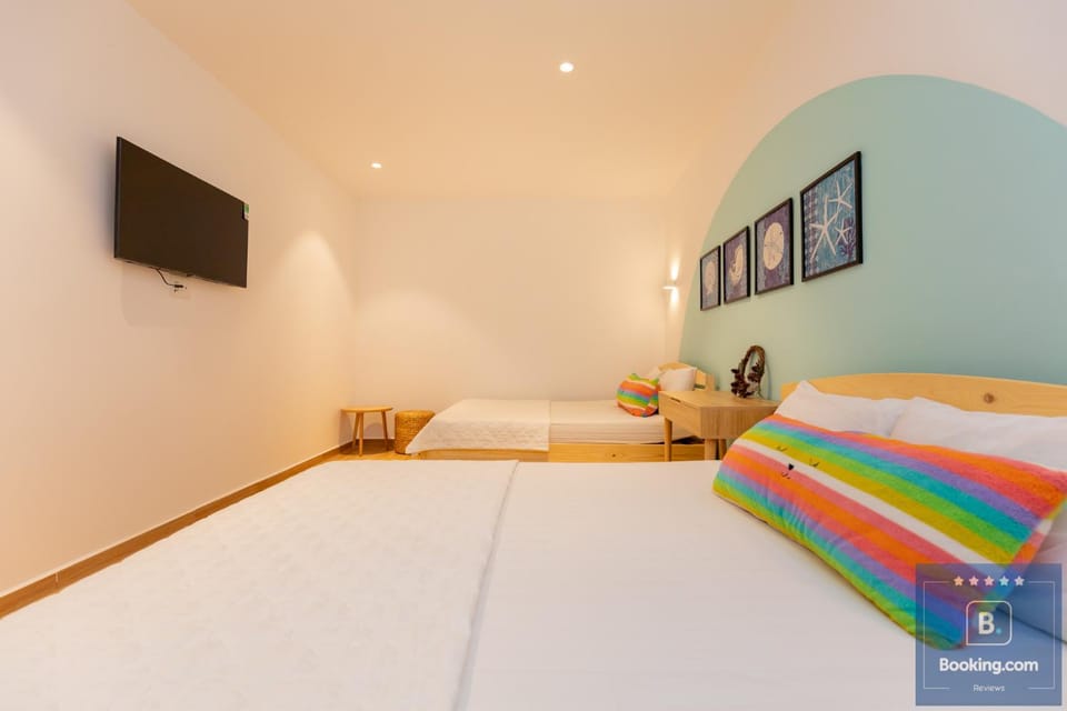 Communal lounge/ TV room, Bed, TV and multimedia, Photo of the whole room, Evening entertainment, Bedroom